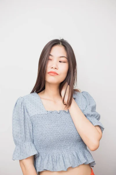 Retrato de hermosa asiático largo cabello mujeres publicación —  Fotos de Stock