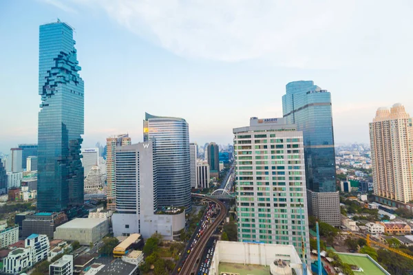 Modern office buillding and condominium sunset sky — Stock Photo, Image