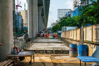 Yol köprüsü bypass şantiye