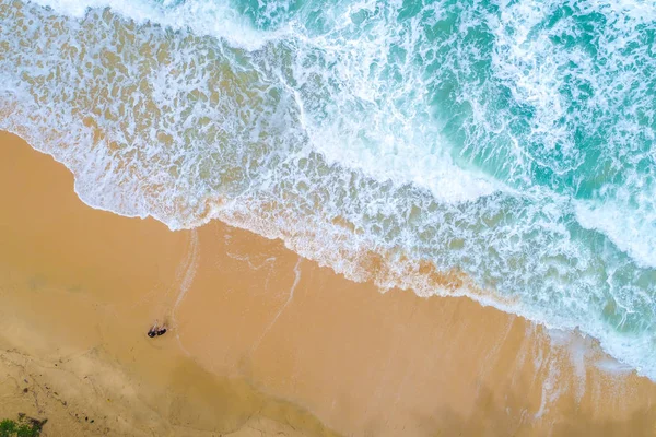 Ola de mar en playa de arena turquesa agua naturaleza lndscape — Foto de Stock