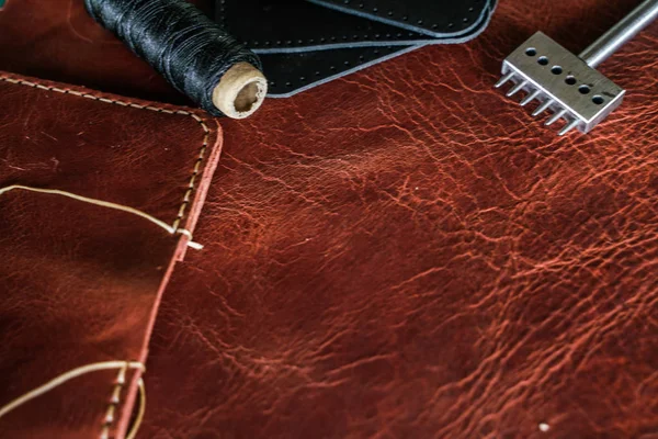 El yapımı alet nesnesi ile deri craftsmanshiip