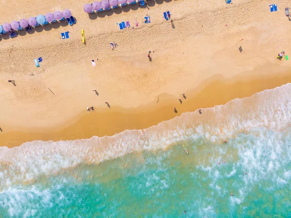 Vista aérea mar ola playa de arena blanca — Foto de Stock