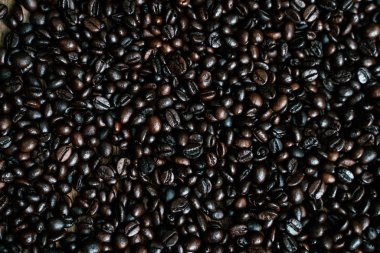 Kahve çekirdeği kızartma arka plan koyu doku