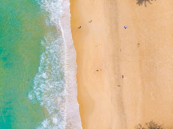 Playa Olas Mar Agua Turquesa Con Concepto Turístico Vacaciones Verano — Foto de Stock