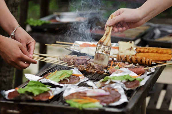 People Cooking Barbecue Outdoor Summer Party Grilled Food High Quality — Stock Photo, Image