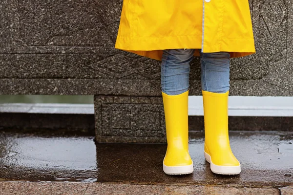 Cute Little Girl Yellow Raincoat Rubber Boots Walking Outdoor Rain — Stock Photo, Image