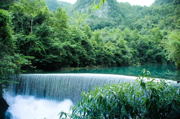 Çin'deki şelale