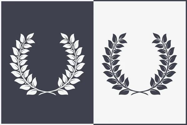 Heraldic Wreath Icon Honor Quality Reward Symbol Vector Isolated Silhouette — Stock Vector