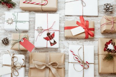 Mutlu Noeller ve yeni yıl için el yapımı Noel hediyesi