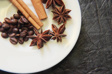 Sabah kahve aromatik kahve ayini için hazırlık.