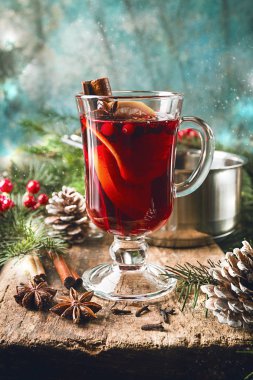 Hot mulled wine clipart