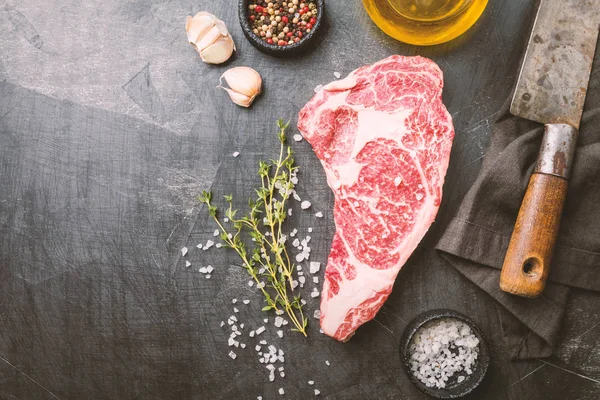 Rohes Ribeye-Steak — Stockfoto