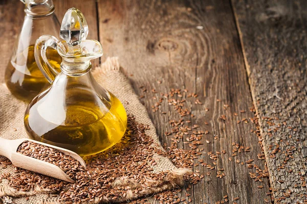 Lněná semena a lněný olej — Stock fotografie