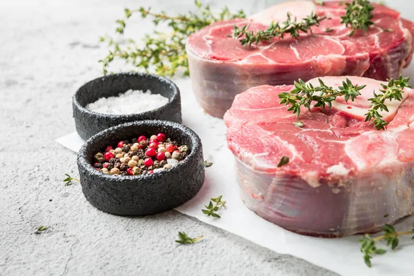 Caña Ternera Fresca Rebanadas Carne Res Para Osso Buco Cocina —  Fotos de Stock