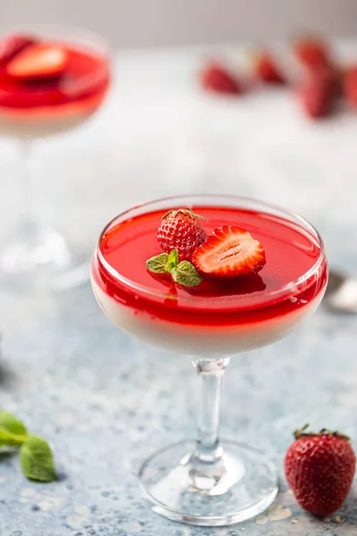 Panna cotta dessert — Stockfoto