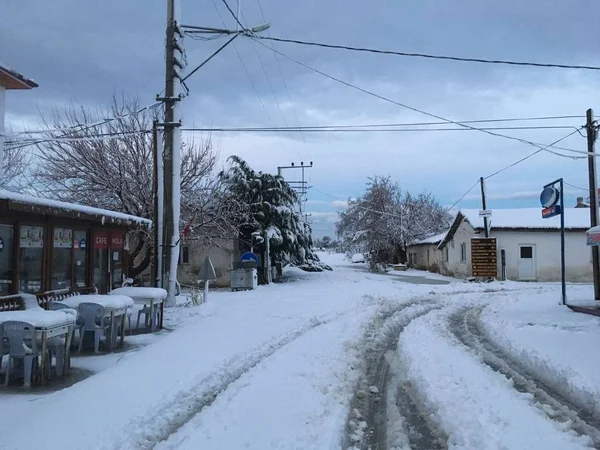 土耳其卡纳卡莱的埃塞巴山 Alcitepe 村的冬季 — 图库照片