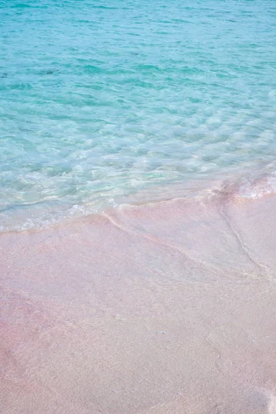 Paradisiac beach şaşırtıcı ile formentera pembe kum ve kristal berrak su