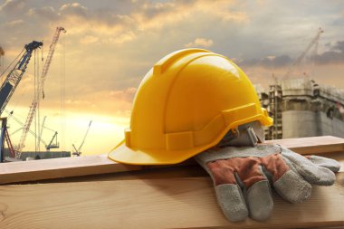 Kask işten sonra araca yerleştirilir