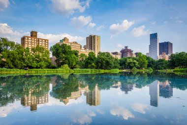 Central Park'ta, Manhattan, New York'un Harlem Meer.