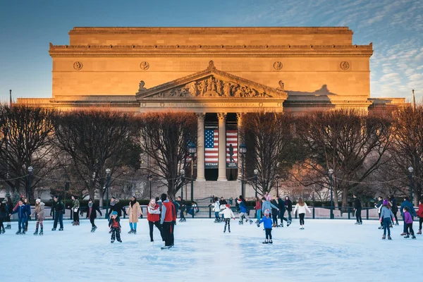 Eisbahn Und Das Archiv Washington — Stockfoto