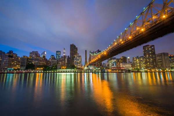 Queensboro Bridge Bij Nacht Gezien Vanaf Roosevelt Island New York — Stockfoto