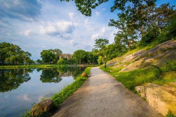 Caminhada Longo Harlem Meer Central Park Manhattan Nova York — Fotografia de Stock