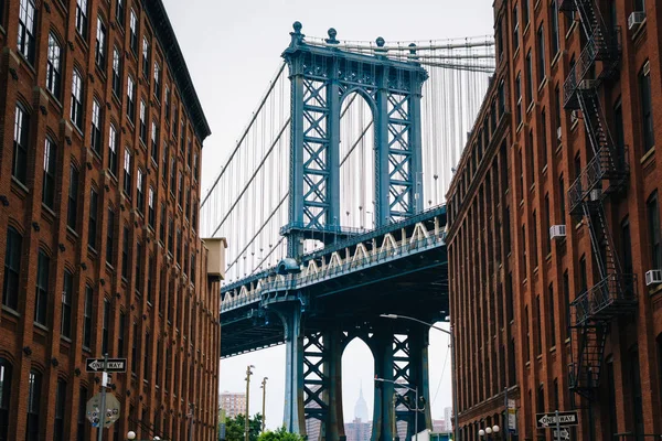 Washington Street Och Manhattan Bridge Dumbo Brooklyn New York City — Stockfoto