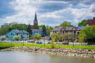 Fair Haven yükseklikleri ve Quinnipiac Nehri New Haven, Connecticut görünümü