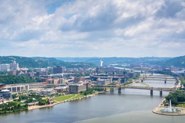 Mount Washington Pittsburgh, Pennsylvania Allegheny nehirden görünümünü