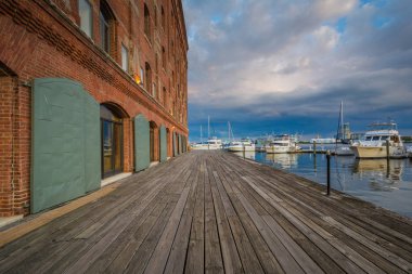 Henderson'ın Wharf, akşamlarınıFells Point'teki, Baltimore, Maryland