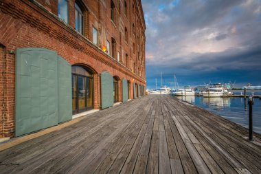 Henderson'ın Wharf, akşamlarınıFells Point'teki, Baltimore, Maryland