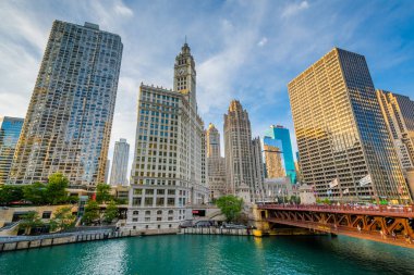 Chicago, Illinois Chicago Nehri boyunca gökdelenler