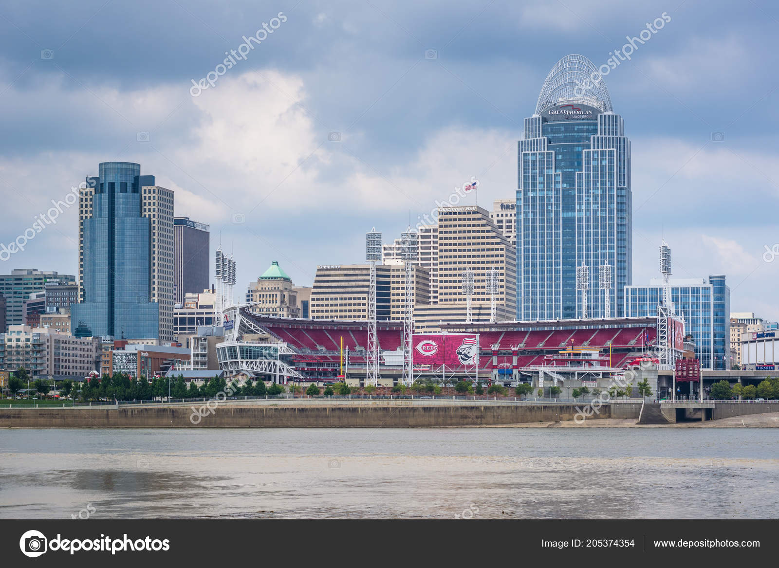 Cincinnati Skyline Ohio River Seen Newport Kentucky Stock Editorial Photo C Appalachianview 205374354