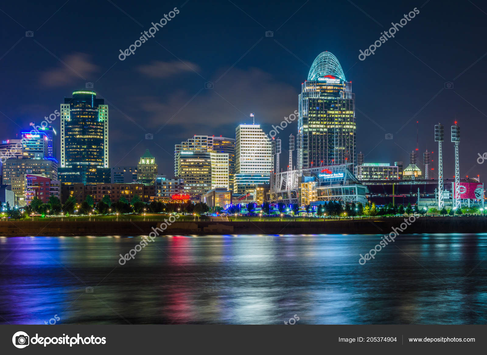 Pmages The Ohio River Cincinnati Skyline Ohio River Night Seen Covington Kentucky Stock Editorial Photo C Appalachianview 205374904