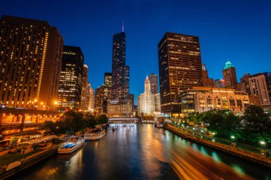 Chicago Nehri, gece, Chicago, Illinois