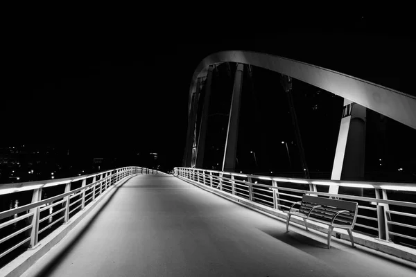 Die Hauptstraßenbrücke Der Nacht Kolumbus Ohio — Stockfoto