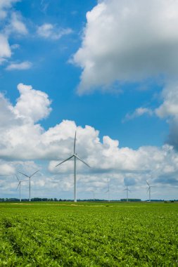 Kırsal Indiana yel değirmenleri