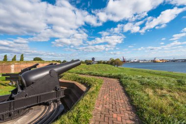 Fort Mchenry, Baltimore, Maryland, toplar