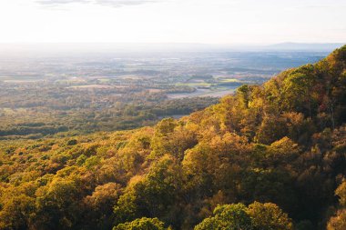 Annapolis kayalar, erken sonbahar görünümünden Maryland Appalachian izinde