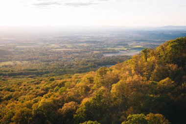Annapolis kayalar, erken sonbahar görünümünden Maryland Appalachian izinde