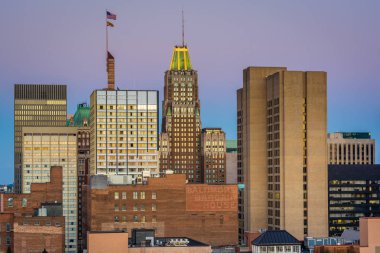 Gün batımında, Baltimore, Maryland manzarası görünümünü