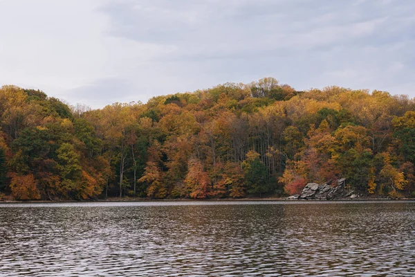 Cor Outono Reservatório Loch Raven Cockeysville Maryland — Fotografia de Stock