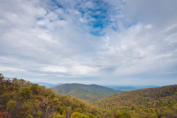 Őszi Színe Blue Ridge Hegység Kilátás Shenandoah Nemzeti Park Virginia — Stock Fotó