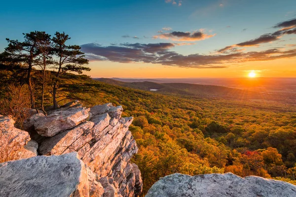 Solnedgången Från Annapolis Rocks Längs Appalachian Trail South Mountain Maryland — Stockfoto