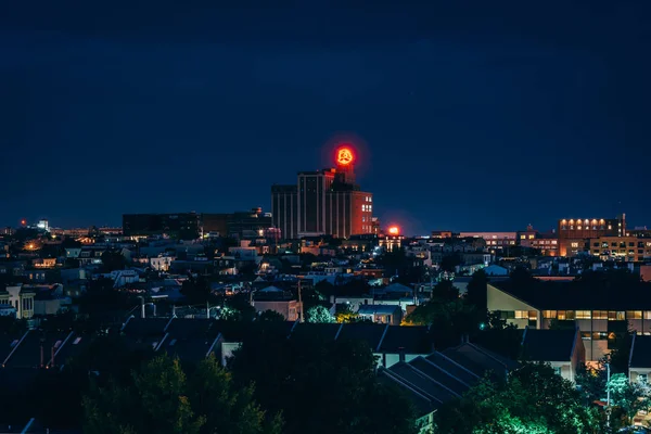 Vista Torre Natty Boh Por Noche Canton Baltimore Maryland — Foto de Stock