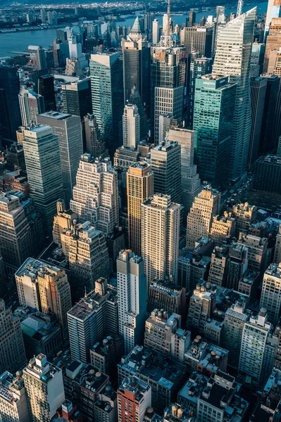 A bird\'s eye view of buildings in Midtown Manhattan, New York City