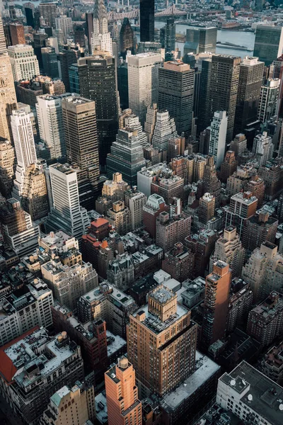 A bird\'s eye view of buildings in Midtown Manhattan, New York City