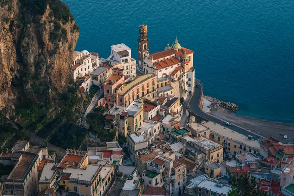 Pohled Atrani Pobřeží Amalfi Provincii Kampánie Itálie — Stock fotografie