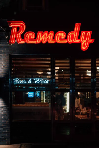 Señal Neón Remedy Diner Lower East Side Manhattan Nueva York — Foto de Stock