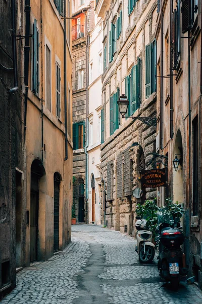 Vicolo Montevecchio Una Estrecha Calle Empedrada Roma Italia — Foto de Stock